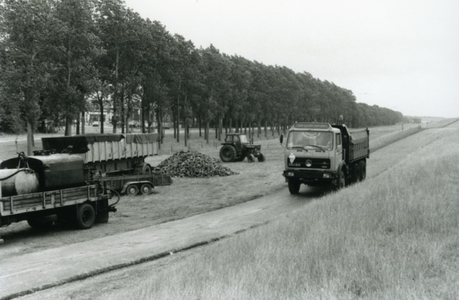 1751 - Asfalteren inspectiepad Zuidermeerdijk