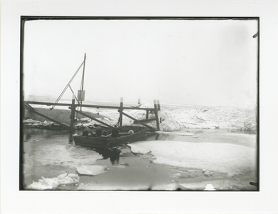 1570 - Vissers tussen kruiend ijs