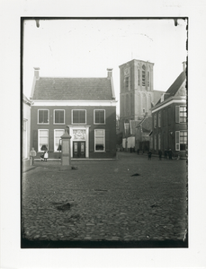 1577 - Ledige Stede, met geboortehuis van Admiraal Van Kinsbergen.