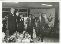 1043 - Opening Renaultgarage Zoet door burgemeester Van Hout