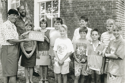 3761 - Aanbieden van verzameld geld voor het EBC Evangelisch Begeleidings Centrum