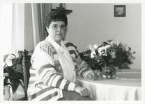 4160 - Alie Fikse uit Doornspijk 25 jaar lid van de EHBO afdeling Doornspijk/Elburg