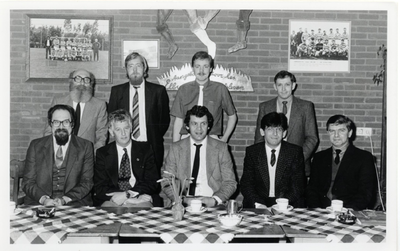 9782 - E.S.C. - Felicitaties voor bestuur 40-jarige Sportclub