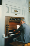 N 8135 - 5e monumentendag; organist Klaas Mol