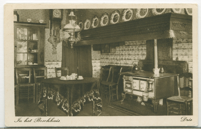 ERM001000152 In het Boschhuis Drie