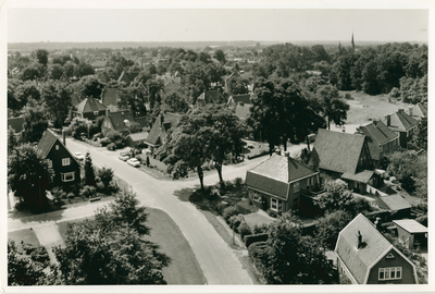 5145 - Opname vanaf de toren van de Nieuwe Hervormde Kerk in zuidwestelijke richting. Op de voorgrond zie je de ...