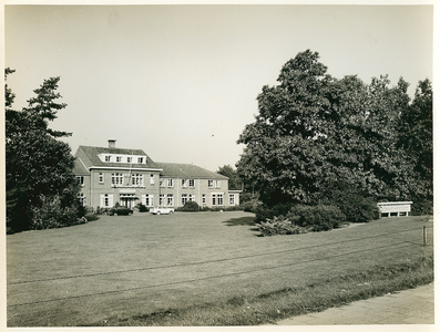 5976 - Hoofdgebouw van blindeninstituut 'Sonneheerdt' (nu: Bartimeüs)