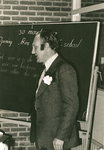 6544 - Opening van de christelijke school Prins Bernhard door de voorzitter van het schoolbestuur, de heer E.J. Anneveldt