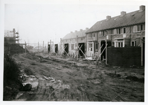 6682 - Woningen in aanbouw aan de Schoolweg.