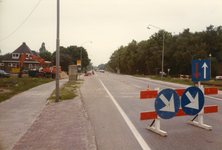 8440 - Harderwijkerweg, ter hoogte van Tonsel, waar voorbereidingen worden getroffen voor het plaatsen van verkeerslichten