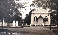 127 Ansichtkaart kerk Tandjong Pinang, zonder jaar