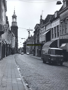 F005721 De Oudestraat en Nieuwe Toren.