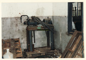 F008153 Conservenfabriek De Faam in IJsselmuiden, gesloopt in april 1989Machines.