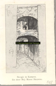 F000888 (Houtzagers-)steegje in Kampen, de originele ets is gemaakt door mej. Marie Heijning.