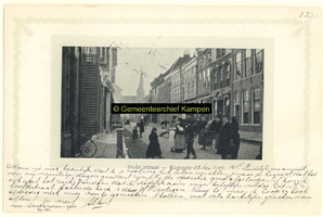 F001221 Oudestraat gezien richting Bovenkerk.