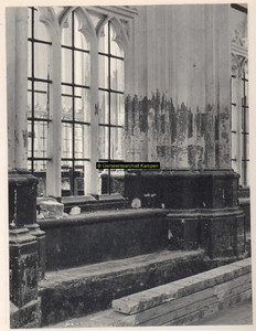 F001799 Gedeelte van de koorafsluiting in de Bovenkerk voor de restauratie van 1958.