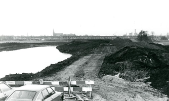 F013029 Grondwerkzaamheden voor de bouw van de Molenbrug de 2e brug over de IJssel en de aanleg van de Mr. J.L.M. Niersallee.