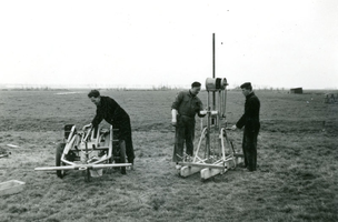 F000784-14 Voorbereidende grondwerkzaamheden aan de nieuw aan te leggen Flevoweg, de verbindingsweg tussen Kampen en ...