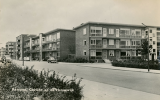 F000989 Na-oorlogse flatwoningen aan de J.H. Kokstraat, hoek Arent toe Boecopsingel.