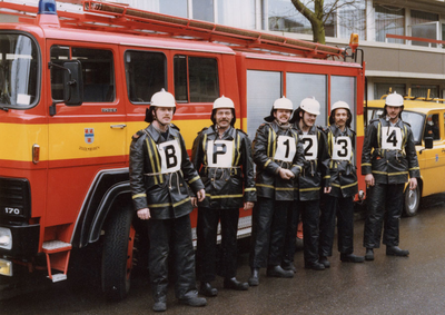 F010691 De brandweer van IJsselmuiden werd in 1985 bij de gewestelijke wedstrijden te Zwolle als tweede gekwalificeerd, ...