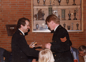 F010697 De brandweer van IJsselmuiden werd in 1985 bij de gewestelijke wedstrijden te Zwolle als tweede gekwalificeerd, ...