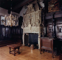 F013226 Interieur van de Schepenzaal in renaissancestijl van het Oude Stadhuis in Kampen, vlakbij de Stadsbrug over de ...