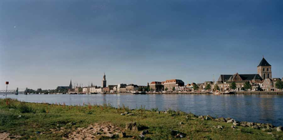F013204 De stad Kampen aan de IJssel.