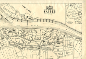 K000082 Plattegrond van Kampen en Brunnepe. Aan de rechterkant staat een kaart van de N.O. Polder de Kampens ...
