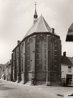 F000253 Doopsgezinde kerk aan de Broederweg. Deze kerk werd door haar gemeente in gebruik genomen in 1823, vanaf 1596 ...