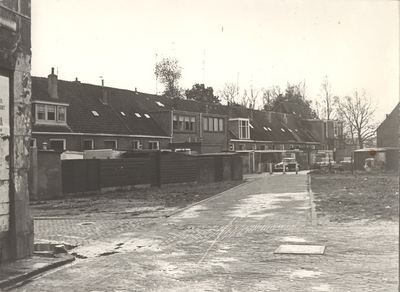 F000207 Tuinsteeg, gezien vanaf het Bregittenplein.