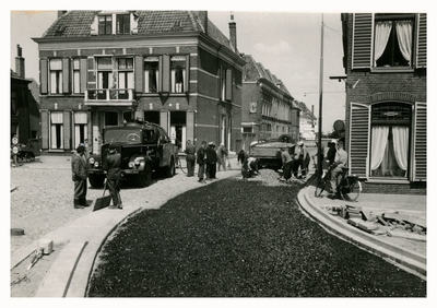 F006371 Verbetering van het wegdek bij de afslag Bovenhavenstraat/Graafschap.