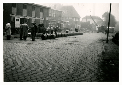 F006392 Rioleringswerkzaamheden aan de IJsseldijk ter hoogte van zuivelfabriek DeDelta.