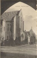 F000256 De Nederlands Gereformeerde- of Nieuwe Kerk op de hoek van de Broederweg nabij de Broederpoort ( de boog ...