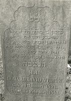 F004159 Grafsteen van Godard David Stibbe, geboren 29 januari 1826, overleden 13 februari 1881. H(ier is) b(egraven) ...