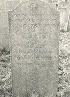 F004166 Grafsteen van Sipora Zendijk, geboren 22 juli 1822 (= 4 Ab 5582) - H(ier is) b(egraven) de g(ewaardeerde) ...