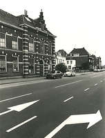 F003927 Rechterzijde van voorgevel van de voormalige sigarenfabriek Indiana aan de IJsselkade voor de restauratie.
