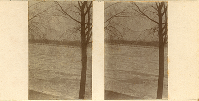 F010817 De winter van winter 1917, de IJssel is in zijn geheel dicht gevroren.