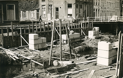 F006263 Renovatie van de Burgel, werkzaamheden op de bodem van de stadsgracht De Burgel ten behoeve van de nieuwe ...