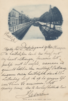 F000381 Temidden van de Burgwal (rechts) en de Vloeddijk (links) ligt de stadgracht de Burgel. Onder de afbeelding een ...