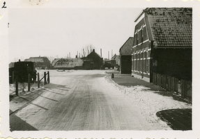 F006201 De Sint Nicolaasdijk nabij de kruising en omgeving van de Rondweg.