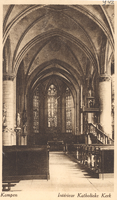 F000942 Interieur van het middenschip en priesterkoor van de Onze Lieve Vrouwe- of Buitenkerk met het hoofd altaar en ...
