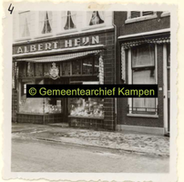 F006177 De winkel van Albert Heijn op de Oudestraat nr. 93.