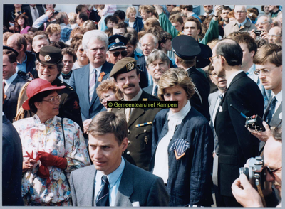 F004995 Bezoek van Koningin Beatrix, prins Claus, prins Willem-Alexander, prins Constantijn, prinses Margriet, Pieter ...