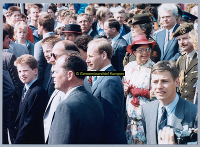F004996 Bezoek van Koningin Beatrix, prins Claus, prins Willem-Alexander, prins Constantijn, prinses Margriet, Pieter ...