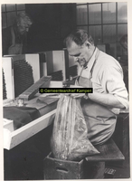 F001843 De fabricage van sigaren bij de firma Smit & Ten Hove.