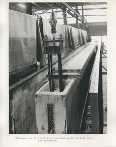 F013453-21 Serie foto's over een produktie proces van Schokbeton, van de door John Johansen uit New Canaan, ...