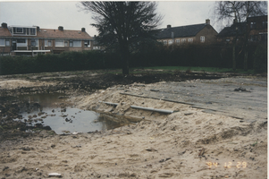 F014201 IJsselmuiden - lokatie voor de nieuwe supermarkt in 1994 bij het Markeresplein.