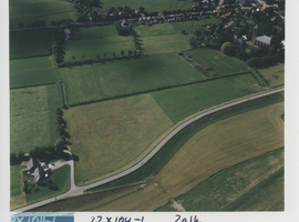 F014527 Luchtfoto van 's-Heerenbroek met Zwolseweg.
