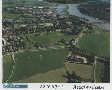 F014567 Luchtfoto IJsselmuiden Zoddepark.