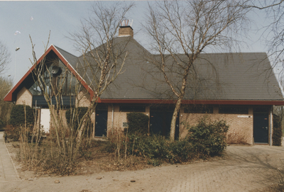 F014809 Foto uit een serie opnamen voor de taxatie WOZ 1995 - Complex sportpark De Uithoek van v.v. IJVV..